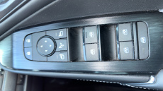 Nissan Qashqai 1.3 DiG-T MH N-Connecta 5dr Petrol Hatchback